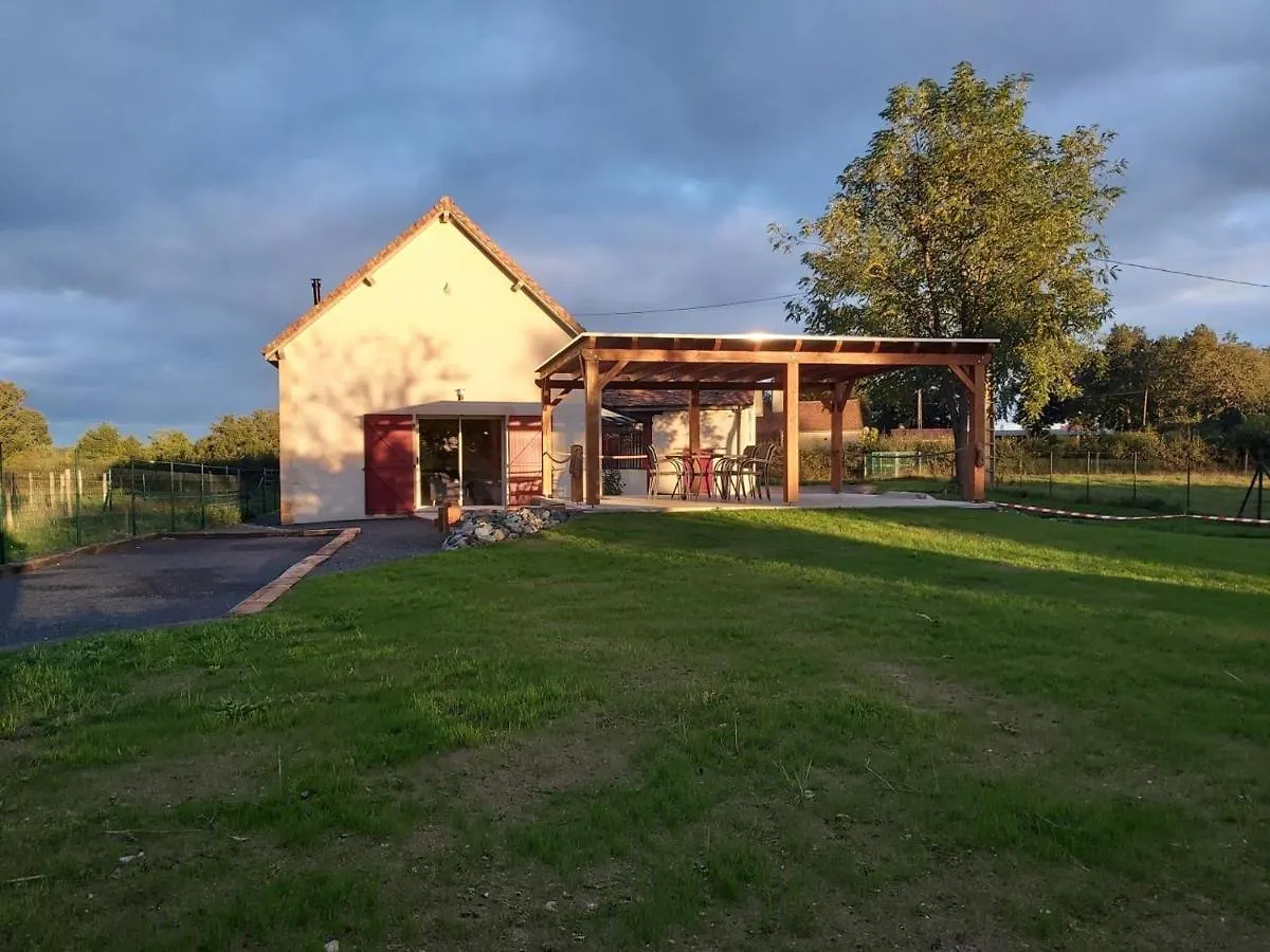 Maison Renovee En Sologne Bourbonnaise, Animaux, Jardin, Terrasse, Clim, Wifi, Linge Et Draps Inclus - Fr-1-489-379 Saligny-sur-Roudon France