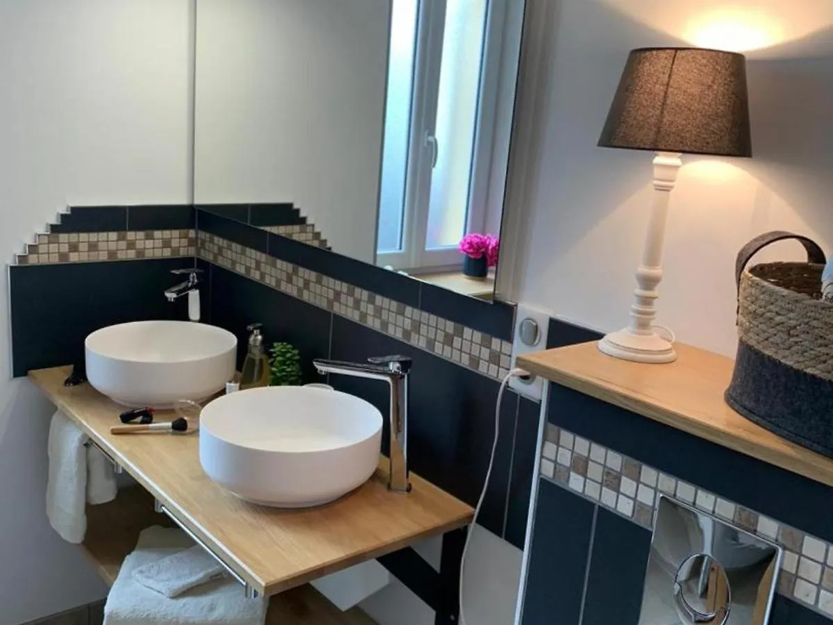 Maison Renovee En Sologne Bourbonnaise, Animaux, Jardin, Terrasse, Clim, Wifi, Linge Et Draps Inclus - Fr-1-489-379 Saligny-sur-Roudon 0*,  France